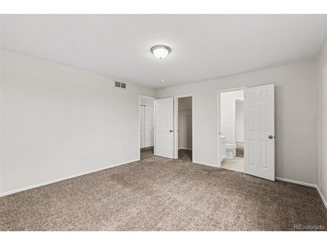 9737 Eagle Creek Pkwy, Commerce City, CO 80022