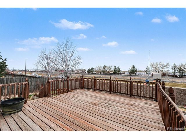 9737 Eagle Creek Pkwy, Commerce City, CO 80022