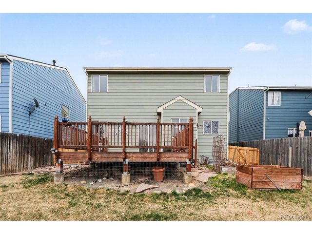 9737 Eagle Creek Pkwy, Commerce City, CO 80022