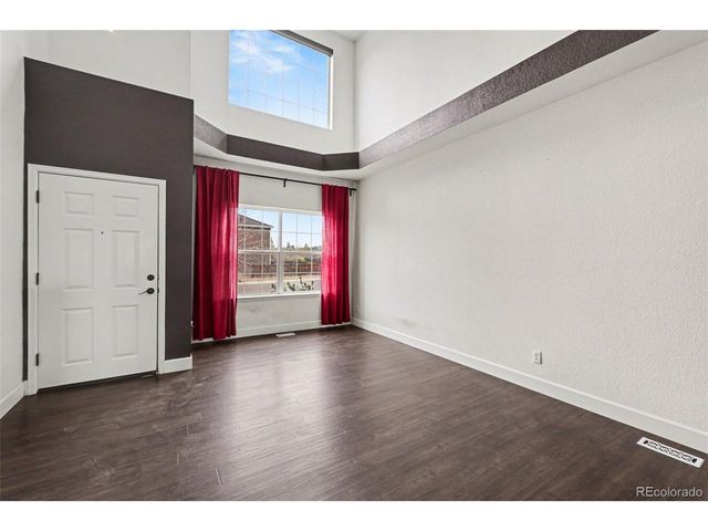 9737 Eagle Creek Pkwy, Commerce City, CO 80022