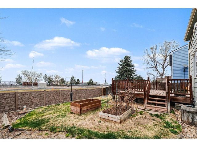 9737 Eagle Creek Pkwy, Commerce City, CO 80022