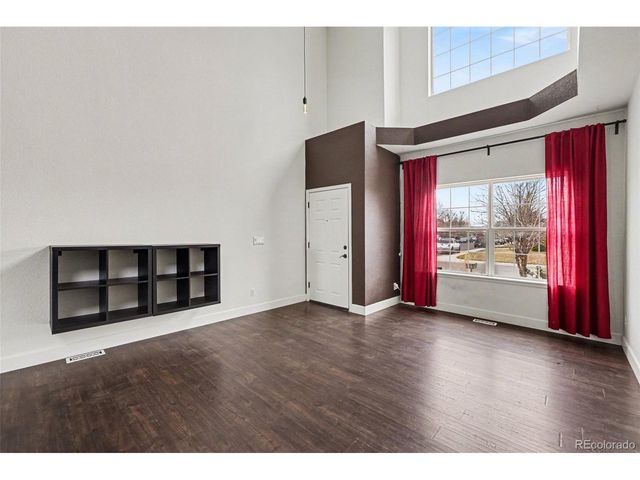 9737 Eagle Creek Pkwy, Commerce City, CO 80022