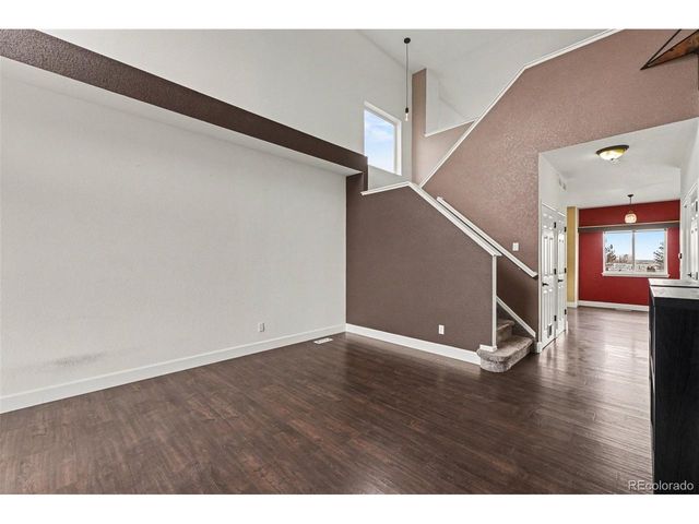 9737 Eagle Creek Pkwy, Commerce City, CO 80022