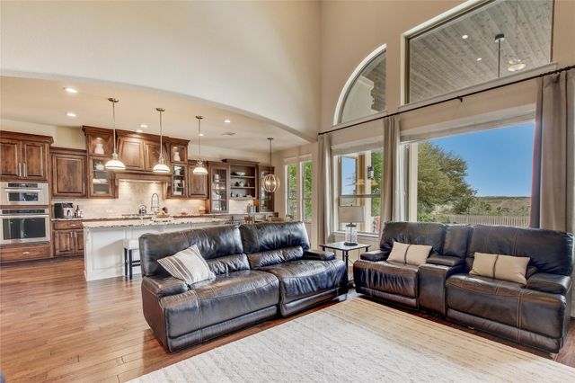 9028 Eagle Vista CT, Austin, TX 78738