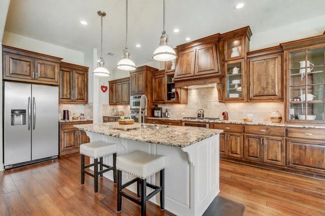 9028 Eagle Vista CT, Austin, TX 78738