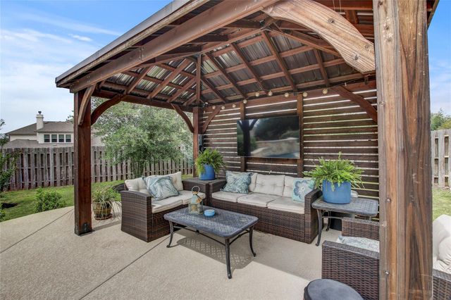 9028 Eagle Vista CT, Austin, TX 78738