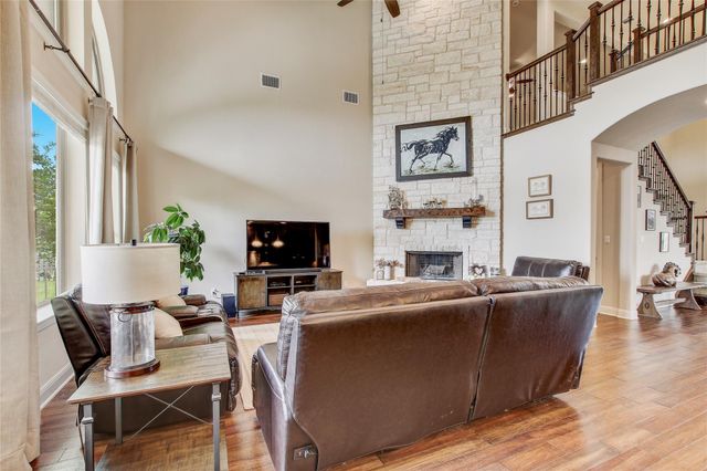 9028 Eagle Vista CT, Austin, TX 78738