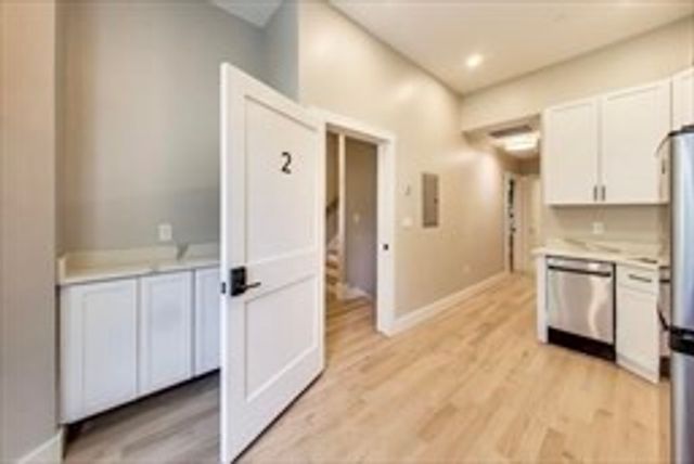 35 Delle Ave, Boston, MA 02120
