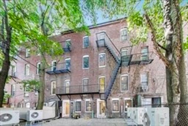 35 Delle Ave, Boston, MA 02120