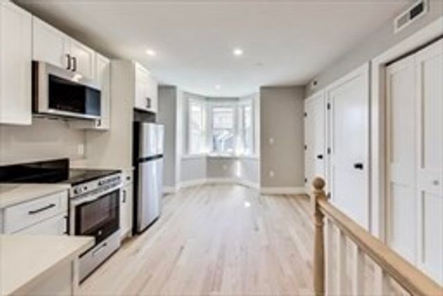 35 Delle Ave, Boston, MA 02120
