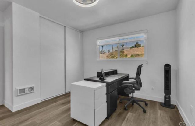 1679 Pentecost Way 6, San Diego, CA 92105
