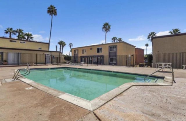 1679 Pentecost Way 6, San Diego, CA 92105