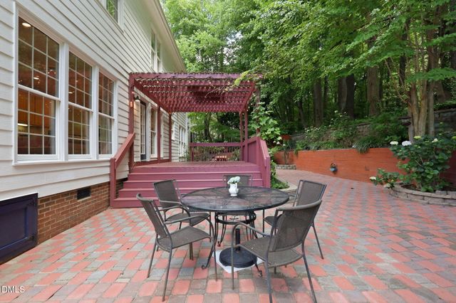 109 Marvista Court, Cary, NC 27518