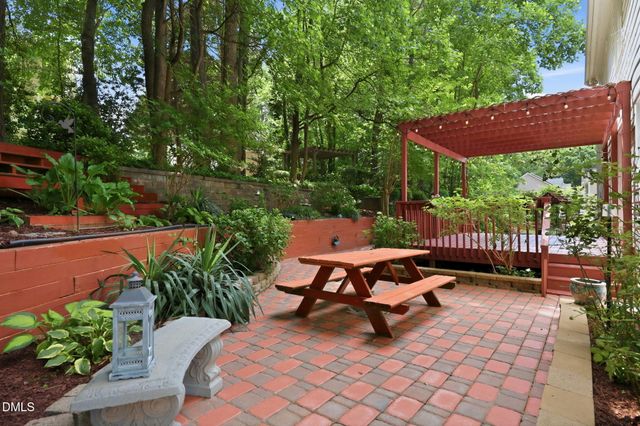 109 Marvista Court, Cary, NC 27518
