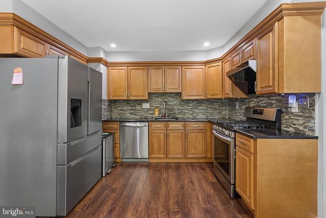 252 SANDRINGHAM RD, Cherry Hill, NJ 08003