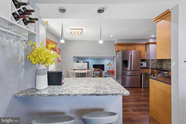 252 SANDRINGHAM RD, Cherry Hill, NJ 08003