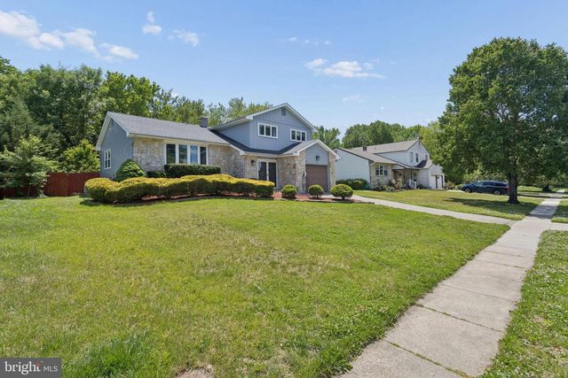 252 SANDRINGHAM RD, Cherry Hill, NJ 08003