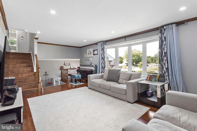 252 SANDRINGHAM RD, Cherry Hill, NJ 08003