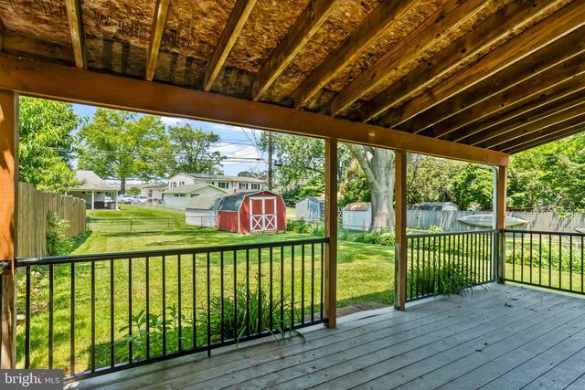 514 GOLDEN ST, Lititz, PA 17543