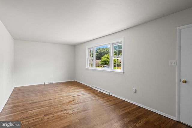 514 GOLDEN ST, Lititz, PA 17543