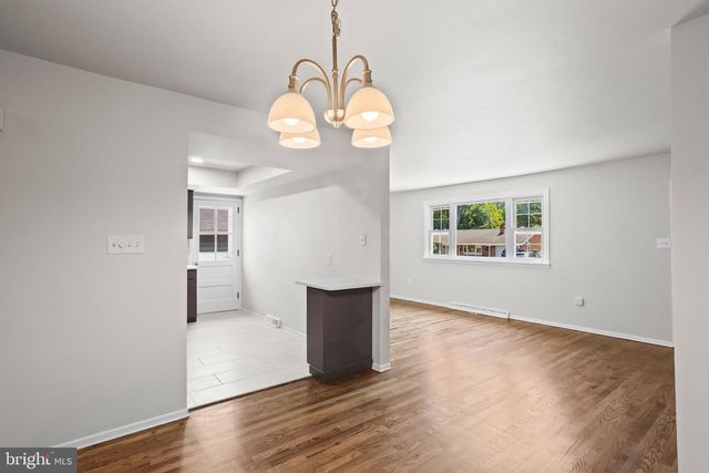 514 GOLDEN ST, Lititz, PA 17543