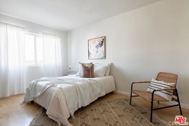 11734 Avon, Los Angeles, CA 90066