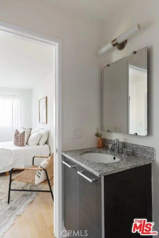11734 Avon, Los Angeles, CA 90066