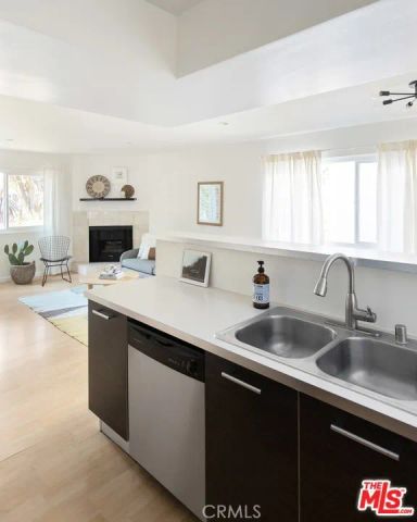 11734 Avon, Los Angeles, CA 90066