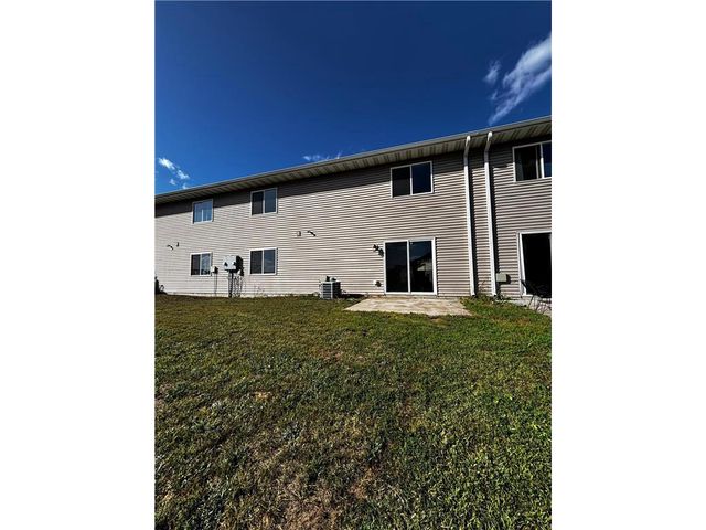 1206 W 9th Street, New Richmond, WI 54017