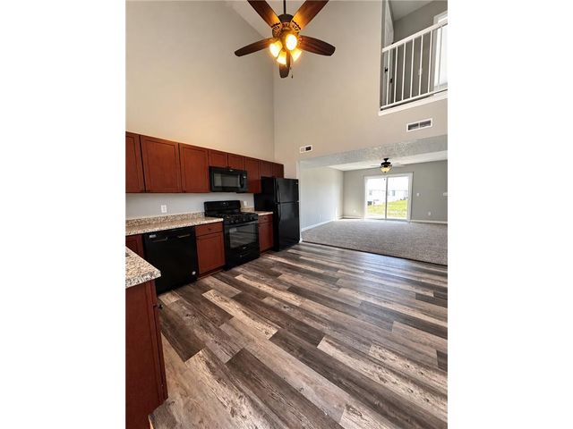 1206 W 9th Street, New Richmond, WI 54017