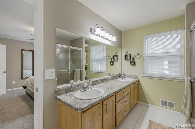 216 W Flint Street, Lake Orion, MI 48362