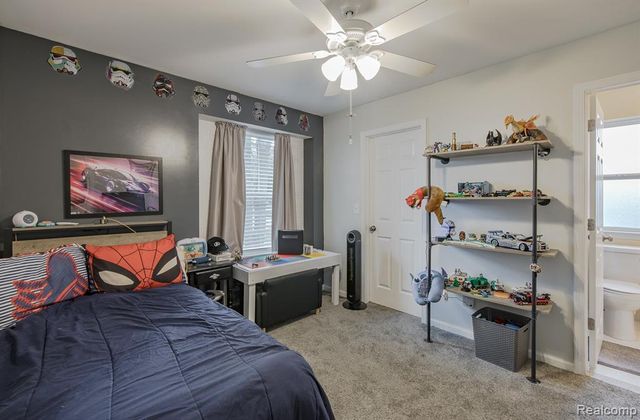 216 W Flint Street, Lake Orion, MI 48362