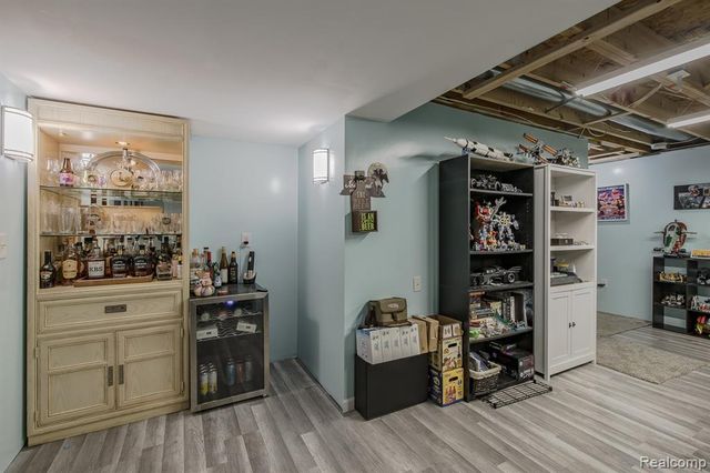 216 W Flint Street, Lake Orion, MI 48362