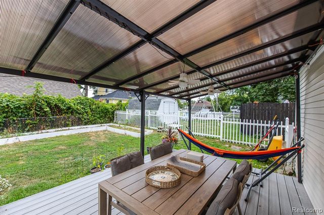 216 W Flint Street, Lake Orion, MI 48362
