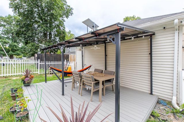 216 W Flint Street, Lake Orion, MI 48362