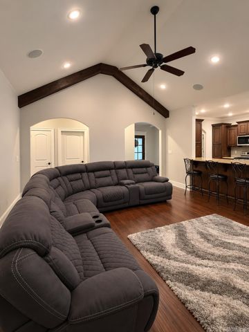 3321 Blackberry Lane, Benton, AR 72015