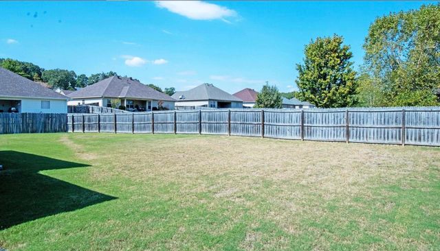 3321 Blackberry Lane, Benton, AR 72015