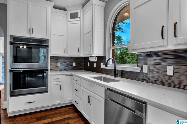 205 WOODBRIDGE TRAIL, Chelsea, AL 35043