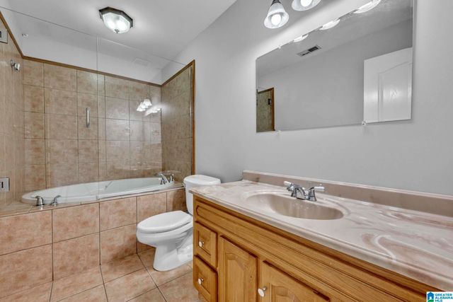 205 WOODBRIDGE TRAIL, Chelsea, AL 35043
