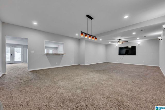 205 WOODBRIDGE TRAIL, Chelsea, AL 35043