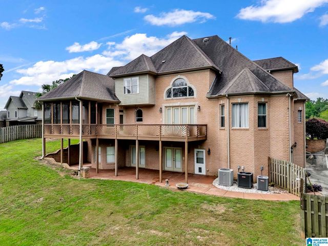 205 WOODBRIDGE TRAIL, Chelsea, AL 35043