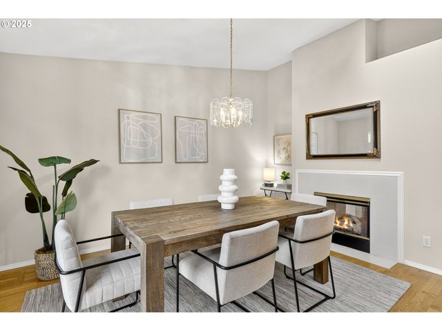 17137 Nw STOLLER Dr, Portland, OR 97229