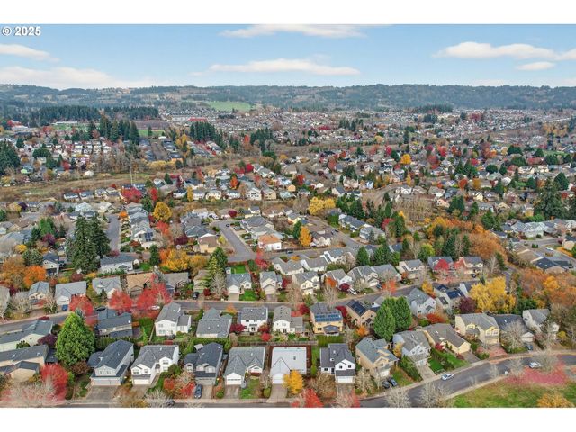 17137 Nw STOLLER Dr, Portland, OR 97229