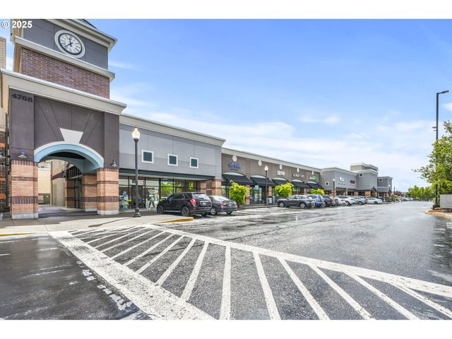 17137 Nw STOLLER Dr, Portland, OR 97229