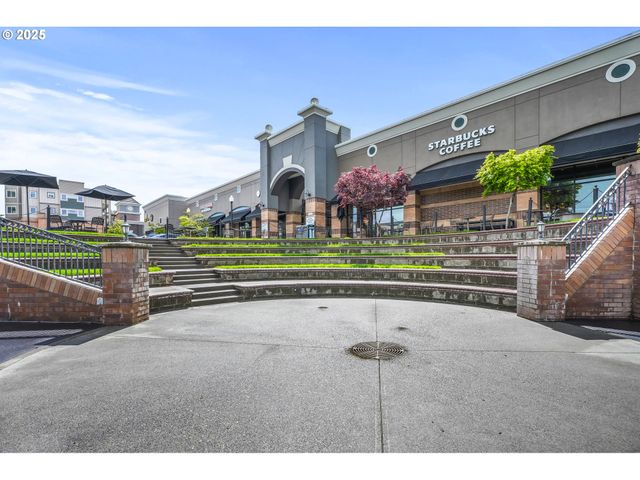 17137 Nw STOLLER Dr, Portland, OR 97229