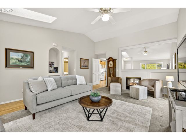 17137 Nw STOLLER Dr, Portland, OR 97229