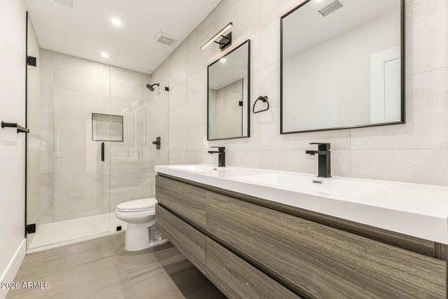 6213 E HELM Drive, Scottsdale, AZ 85254