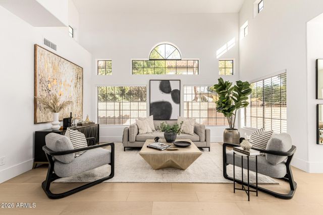 6213 E HELM Drive, Scottsdale, AZ 85254