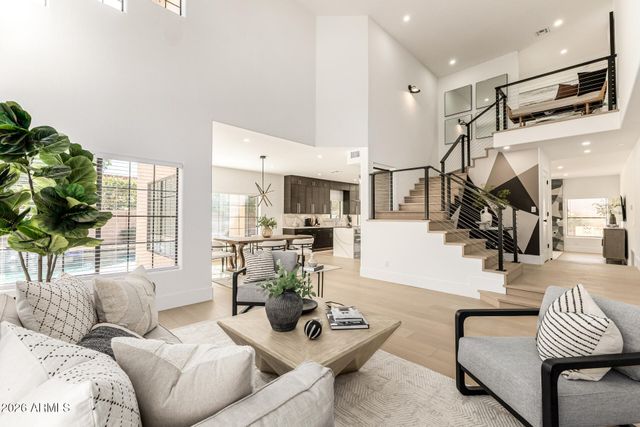 6213 E HELM Drive, Scottsdale, AZ 85254