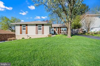 28 RANKIN RD, Newark, DE 19711